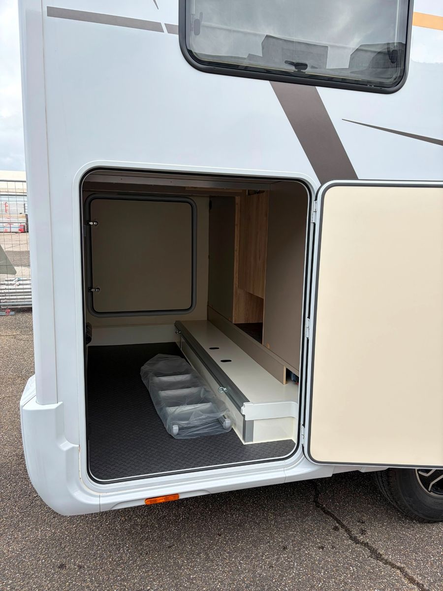 Fahrzeugabbildung Eura Mobil Profila T 695 EB // Tageszulassung