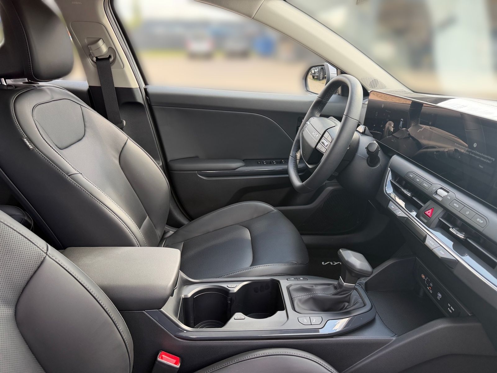 Fahrzeugabbildung Kia K4 1.6T 150 DCT VIS KOM+