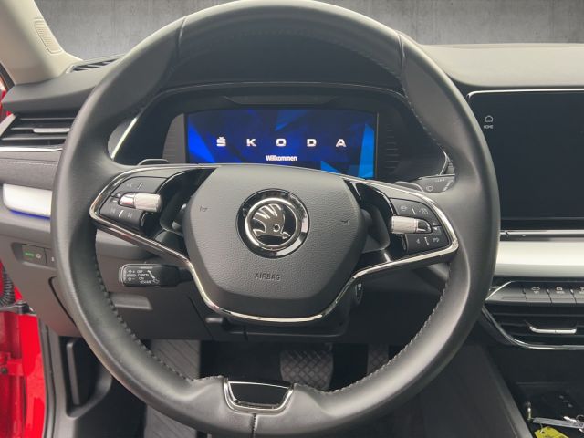 Octavia Combi 2,0 TDI DSG *LED*AHK*Navi*ACC*APP