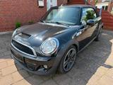 MINI Mini Cooper S Cabrio - MINI Cooper S Cabrio aus 2011: Roadster