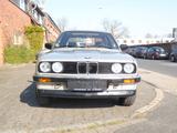 BMW 318 i ,1.Hand 123000 km,Sammlerzustand - BMW 318 aus 1987
