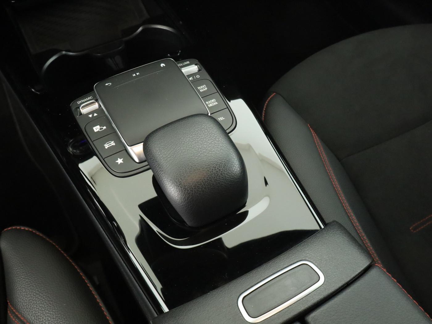 Mercedes-Benz CLA 200 SB *AMG-Line*AHK*Standheizung*LED*Kamera, миниатюра 15