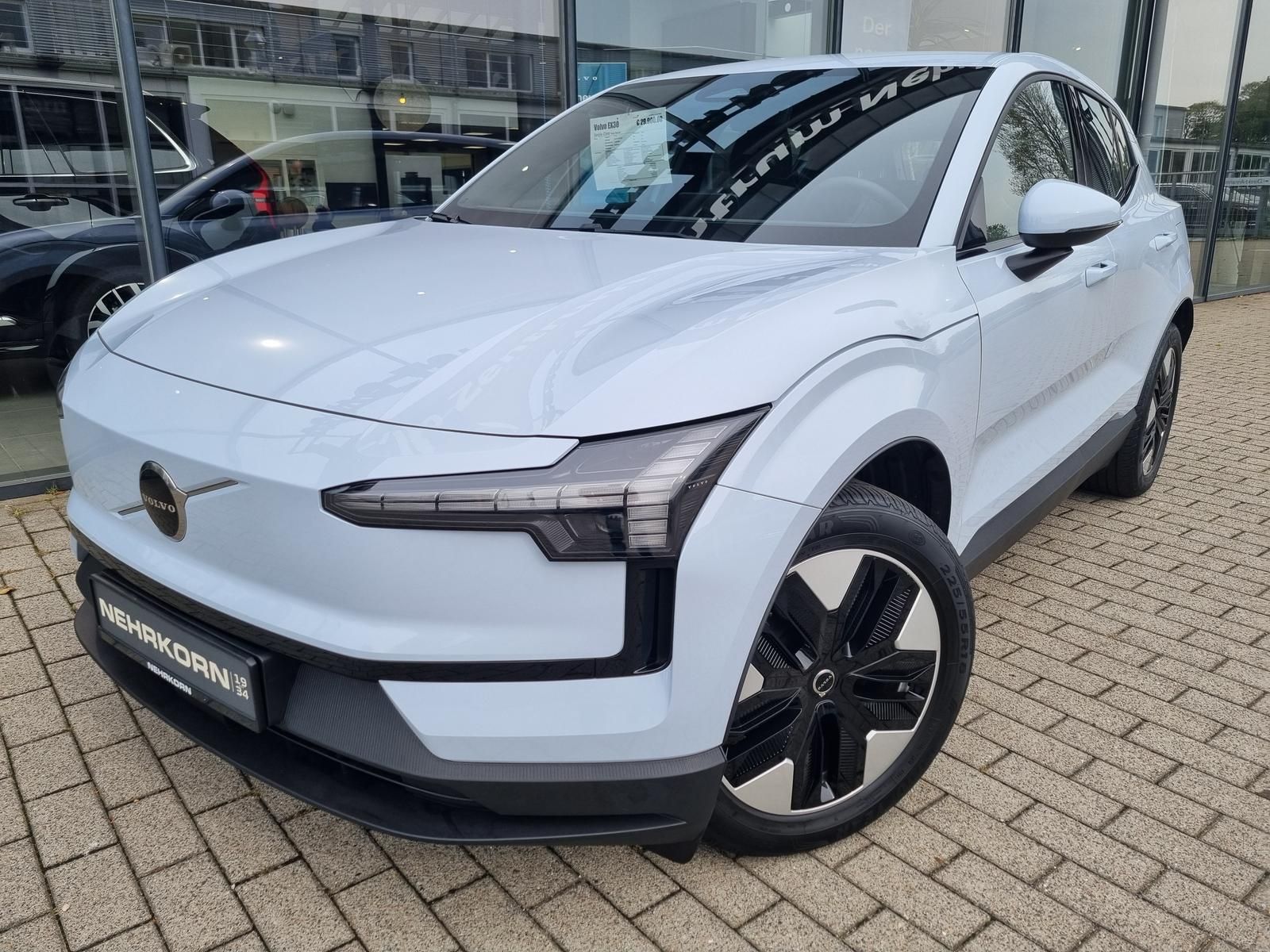 Fahrzeugabbildung Volvo EX30 Single Core 'Sitzheizung, Lenkradheizung'