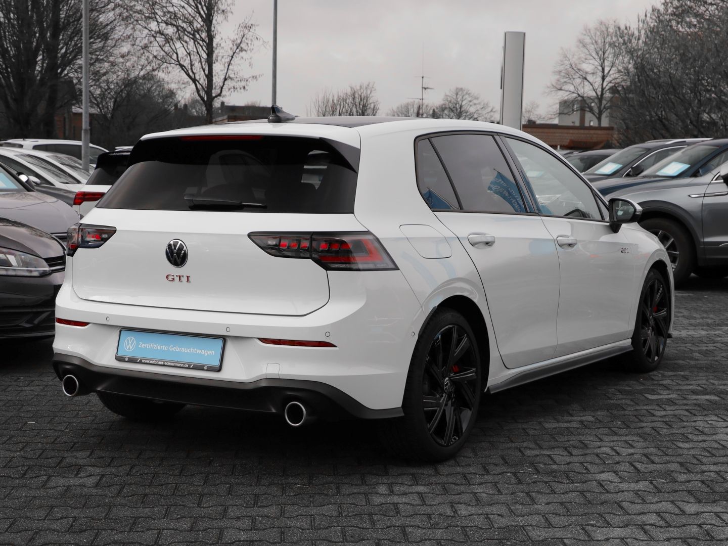 Volkswagen Golf VIII GTI LED-MATRIX PANO DCC RFK ACC SHZ PD foto 2