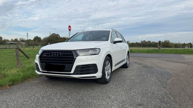 Audi Q7 3x S-Line