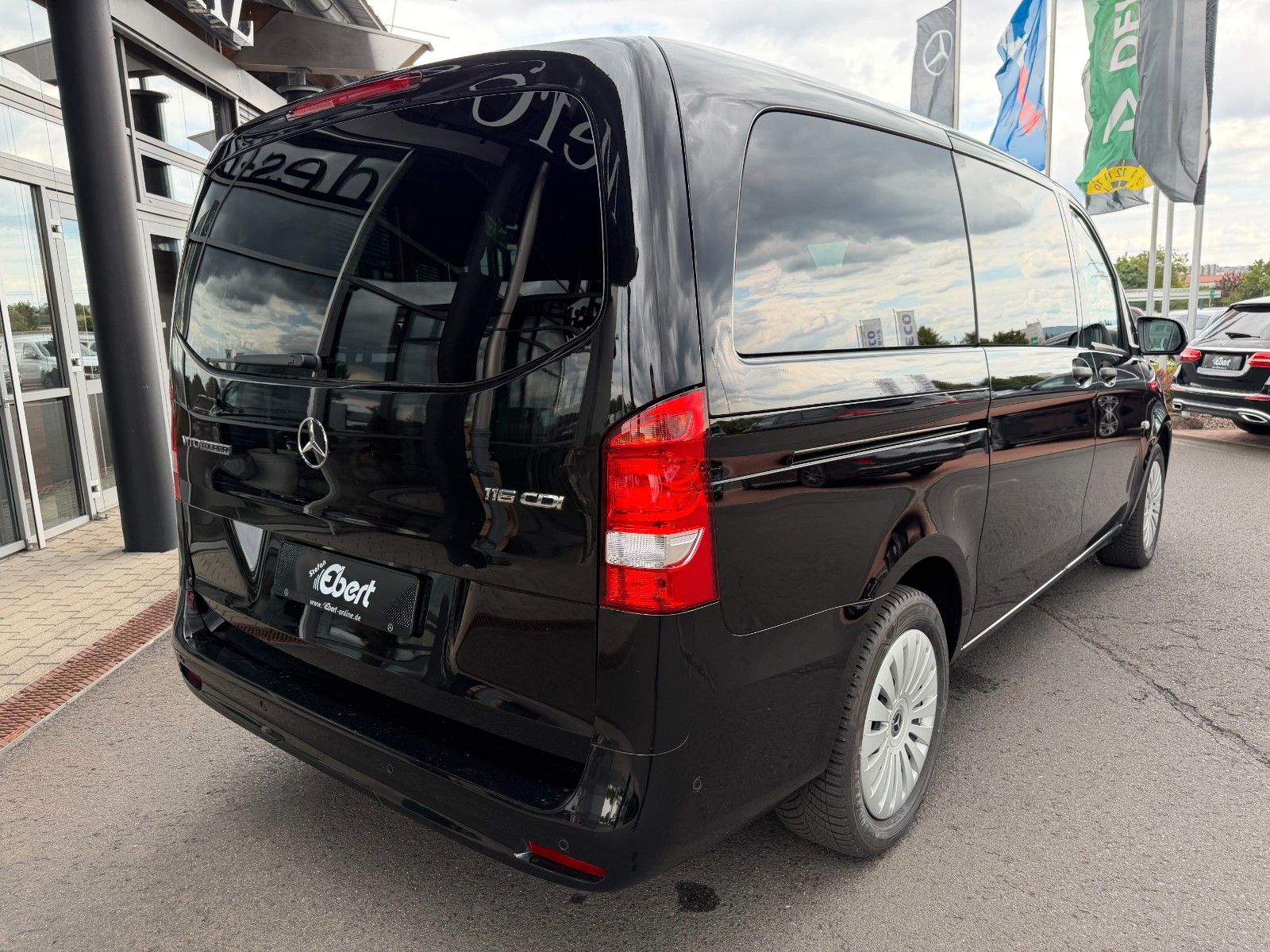 Fahrzeugabbildung Mercedes-Benz Vito 116 CDI 9G Tourer Pro AHK2,5to Kamera
