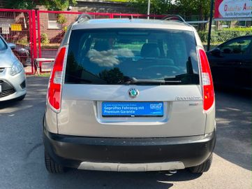 Skoda Roomster - 12