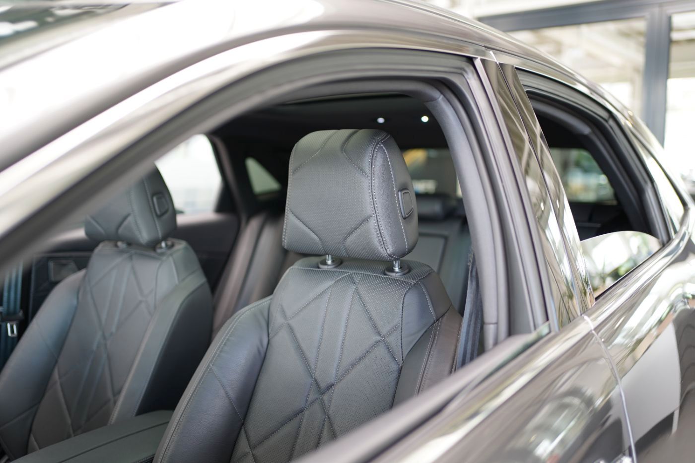 Fahrzeugabbildung DS Automobiles DS7 Crossback E-Tense 225 Rivoli Anhängerkupplun