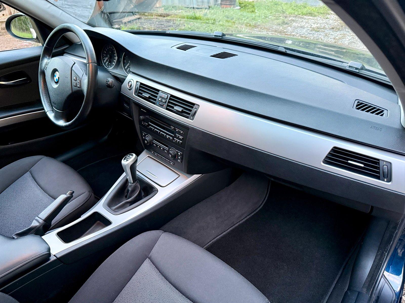 BMW 320 2006 — photo 15