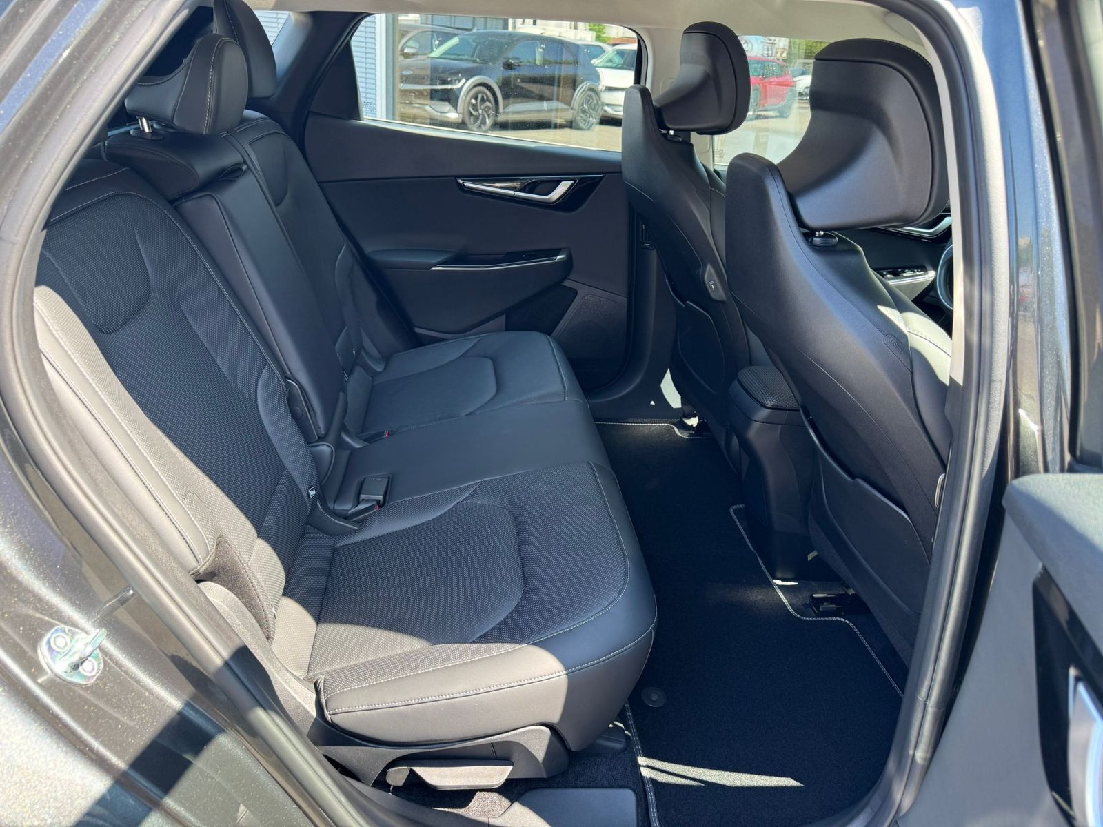 Fahrzeugabbildung Kia EV6 2WD WERKSGAR+NAVI+LED+SHZ+KAMERA+ACC+19"