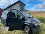 Volkswagen T6.1 California Beach, SH, AHK, 8R, Inspekt. neu - blaue Volkswagen T6 California