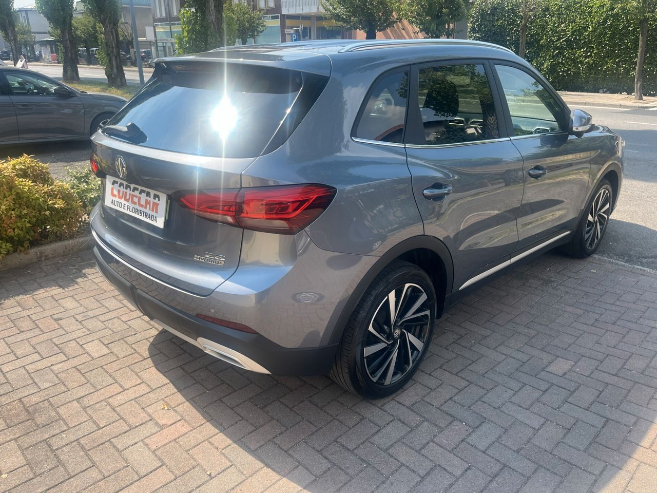 MG ZS
