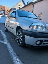 Renault renault clio - gebrauchte Renault Clio aus dem Jahr 2001