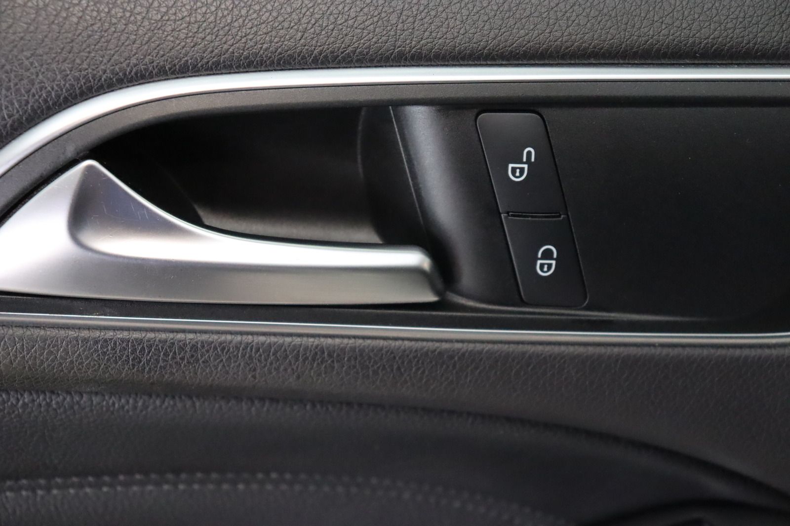 Fahrzeugabbildung Mercedes-Benz B 200 CDI BlueEFFICIENCY * DIS * ILS * Leder *