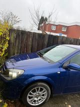 Opel Astra 1.7 CDTI 59kW - - Opel Astra aus 2005 mit Diesel-Antrieb