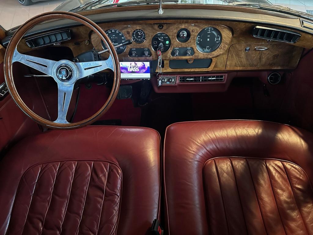 Rolls-Royce Silver Cloud