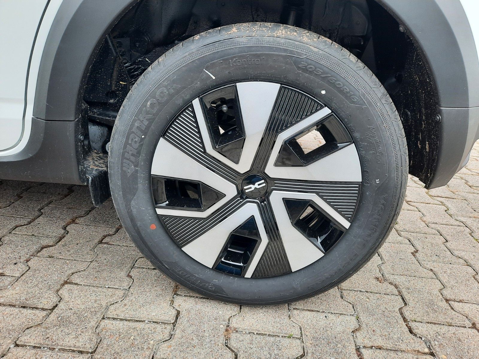 Dacia Sandero - Bild 8