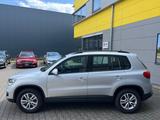 Volkswagen Tiguan Trend & Fun BMT KLIMA/SHZ/RADIO/CD/* - Volkswagen Tiguan aus 2012