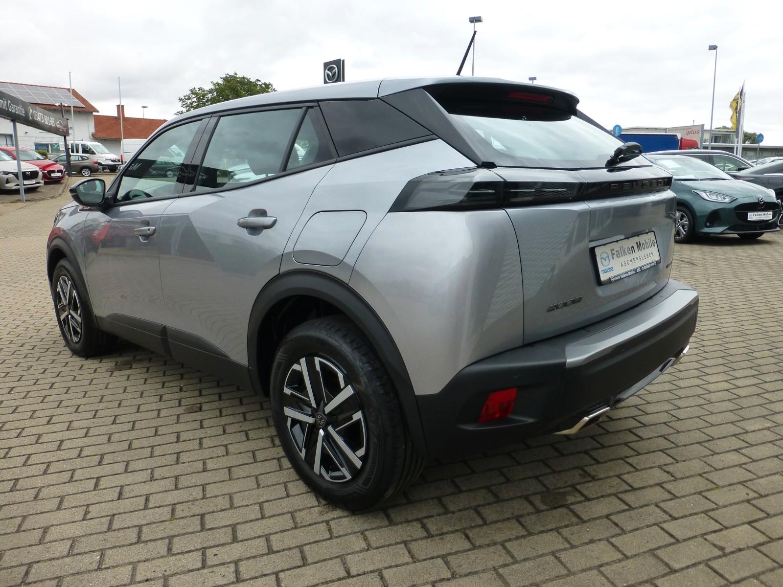 Peugeot 2008 Hybrid 136 Style *PDC, DAB, APPLE CAR PLAY*