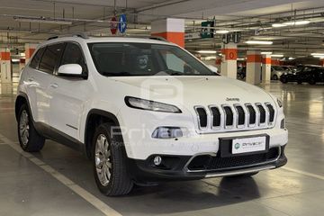Jeep Cherokee - 3