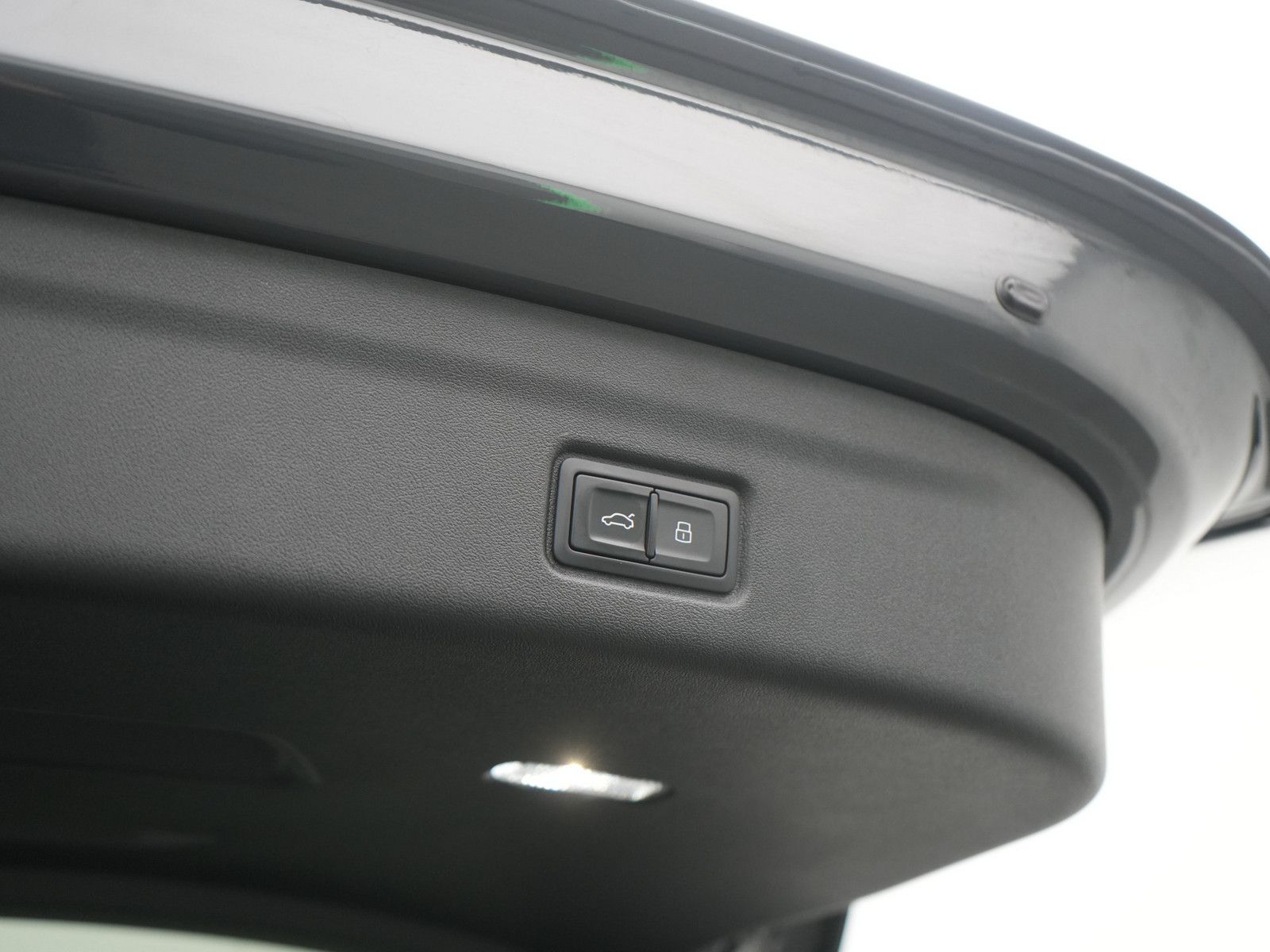 Audi SQ6 e-tron - Bild 17