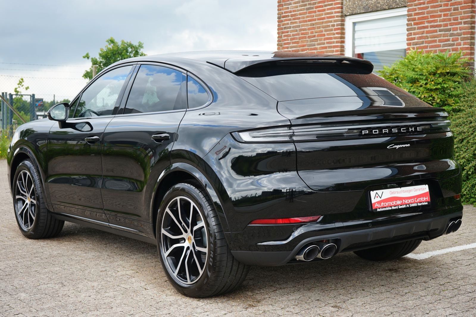 Fahrzeugabbildung Porsche Cayenne Coupe*Pano*Head Up*360 Kamera*HD Matrix