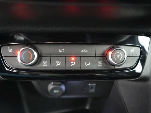 Corsa F FACELIFT GS+LED LICHT+RÜCKFAHRKAMERA+SIT