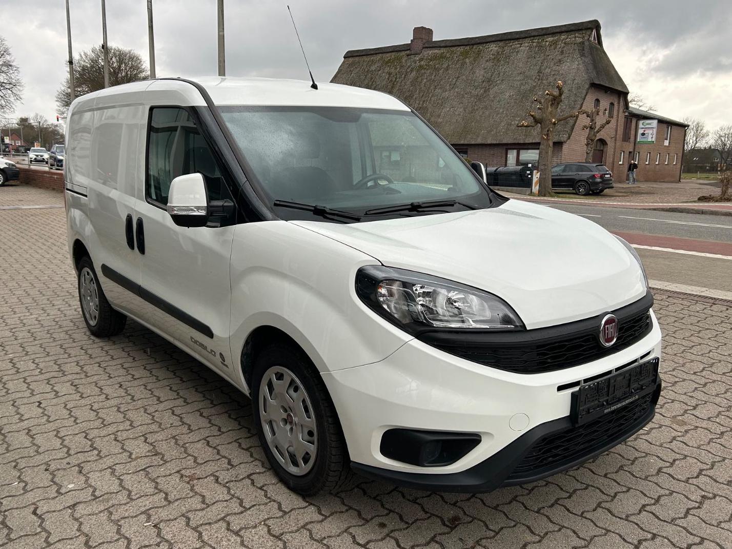 Fiat DOBLO SX 1.4/ AHK / TEMPOMAT / Erdgas- Benzin