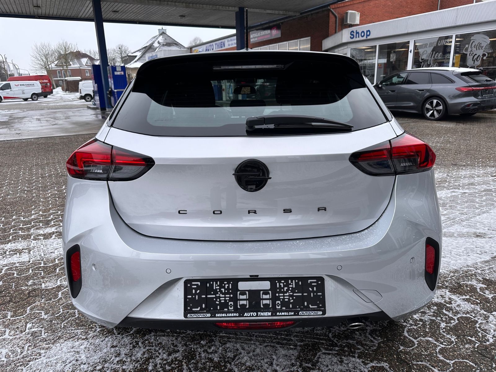 Fahrzeugabbildung Opel Corsa GS 1.2 Turbo Automatik APP/ACC/LED/SHZG