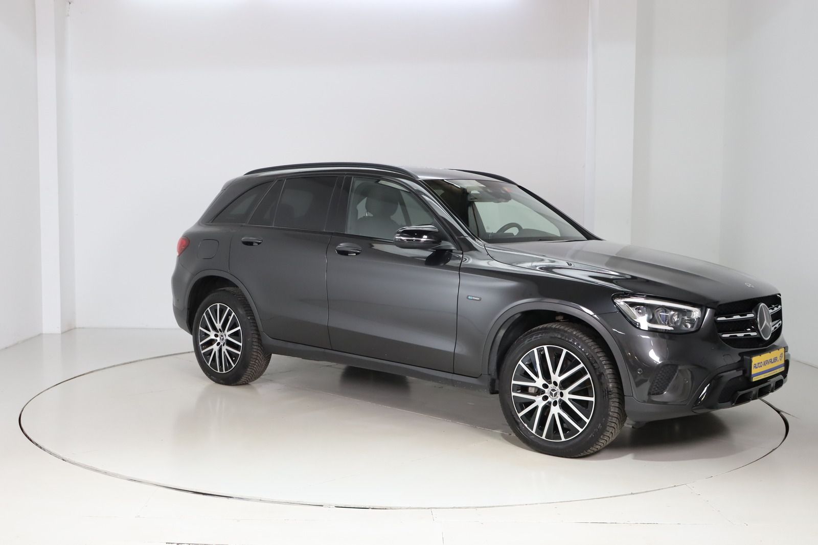 Fahrzeugabbildung Mercedes-Benz GLC 300 e 4Matic * DIS * RFK * LED