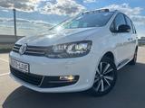 Volkswagen Sharan 1.4 TSI*DSG*Black Style*7 -STZ*PA*XEN*VOL - VW Sharan Gebrauchtwagen in Stuttgart