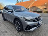 Volkswagen TIGUAN ALLSPACE 2.0TDI DSG 4M R-LINE*TOP AUSSTAT - Volkswagen: Zentralverriegelung