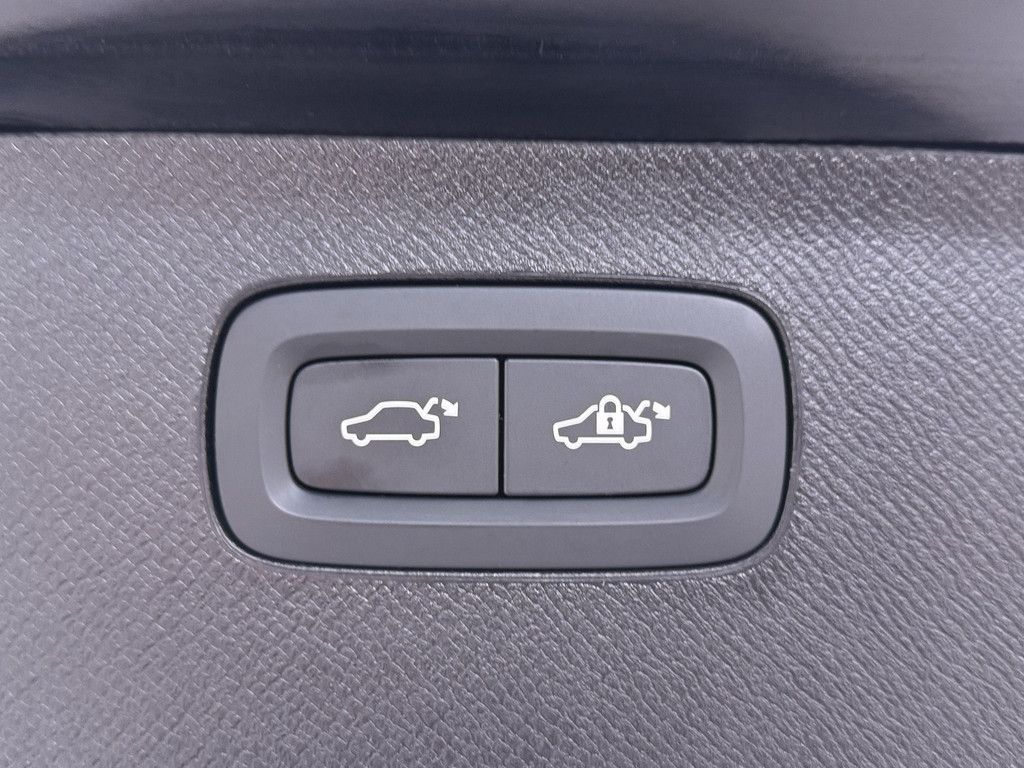 Volvo XC90 T8 AWD Ultra Dark Recharge Plug-In Hybrid foto 22