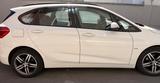 BMW 218 Active Tourer 218i Sport Line Sport Line - weiße BMW 218 Active Tourer