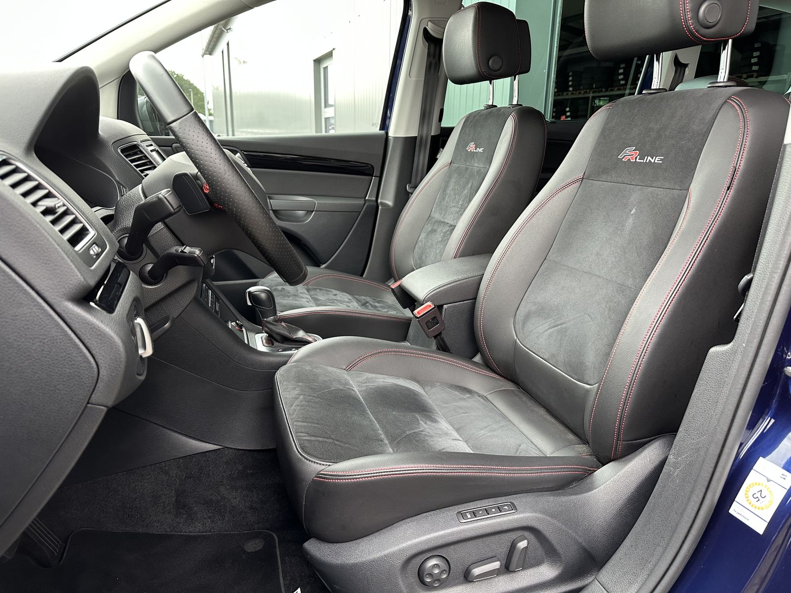 Fahrzeugabbildung SEAT Alhambra 2.0 TDI DSG 4D FR-LINE NAV+XEN+ACC+18ZO