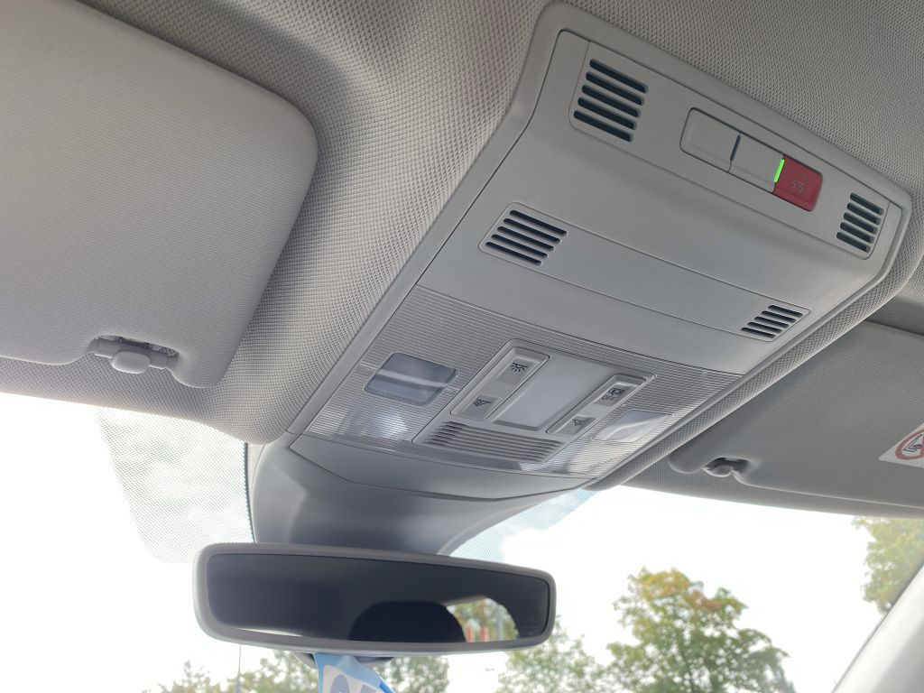 Fahrzeugabbildung Volkswagen T-Cross 1.0 TSI OPF Life *Sitzh. v*Lichtsensor*