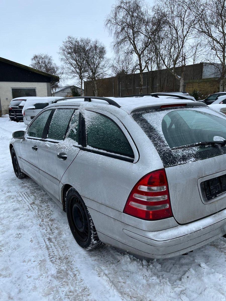 Mercedes-Benz C180 2006 — photo 5
