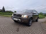 Volvo XC90 D5 AWD Geartronic R-Design - Volvo XC90 aus 2012: Geländewagen
