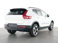 Volvo XC40 B3 Benzin Mild Hybrid Plus Dark 2WD