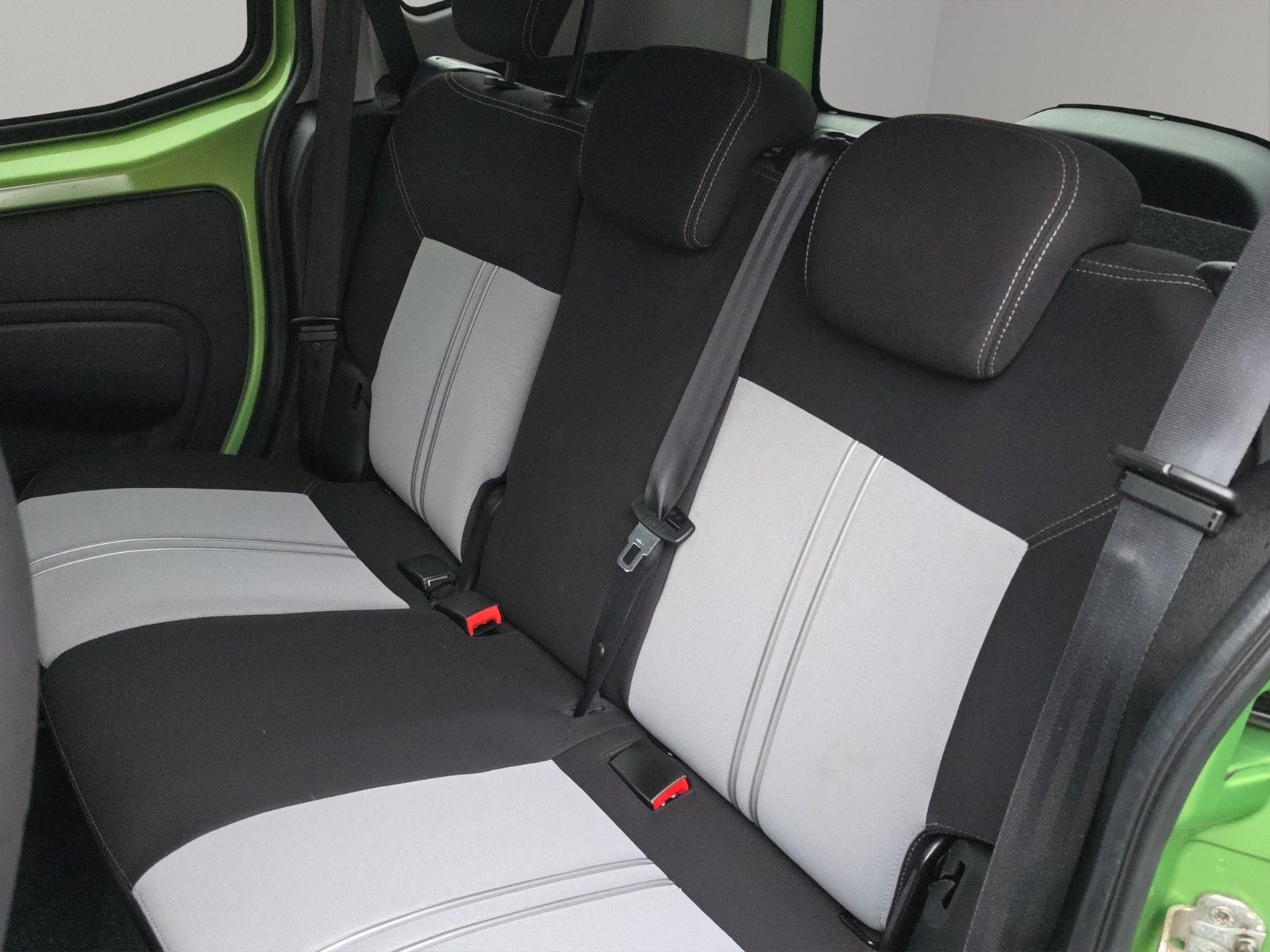 Fahrzeugabbildung Fiat Qubo 1.4 8V MY QUBO AUS 1.HAND