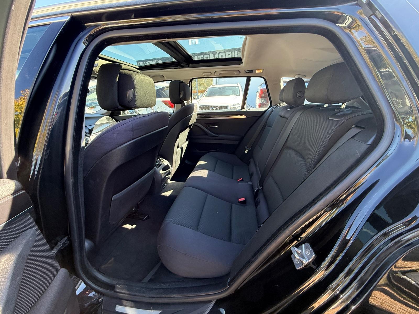 BMW 520 2011 — photo 8