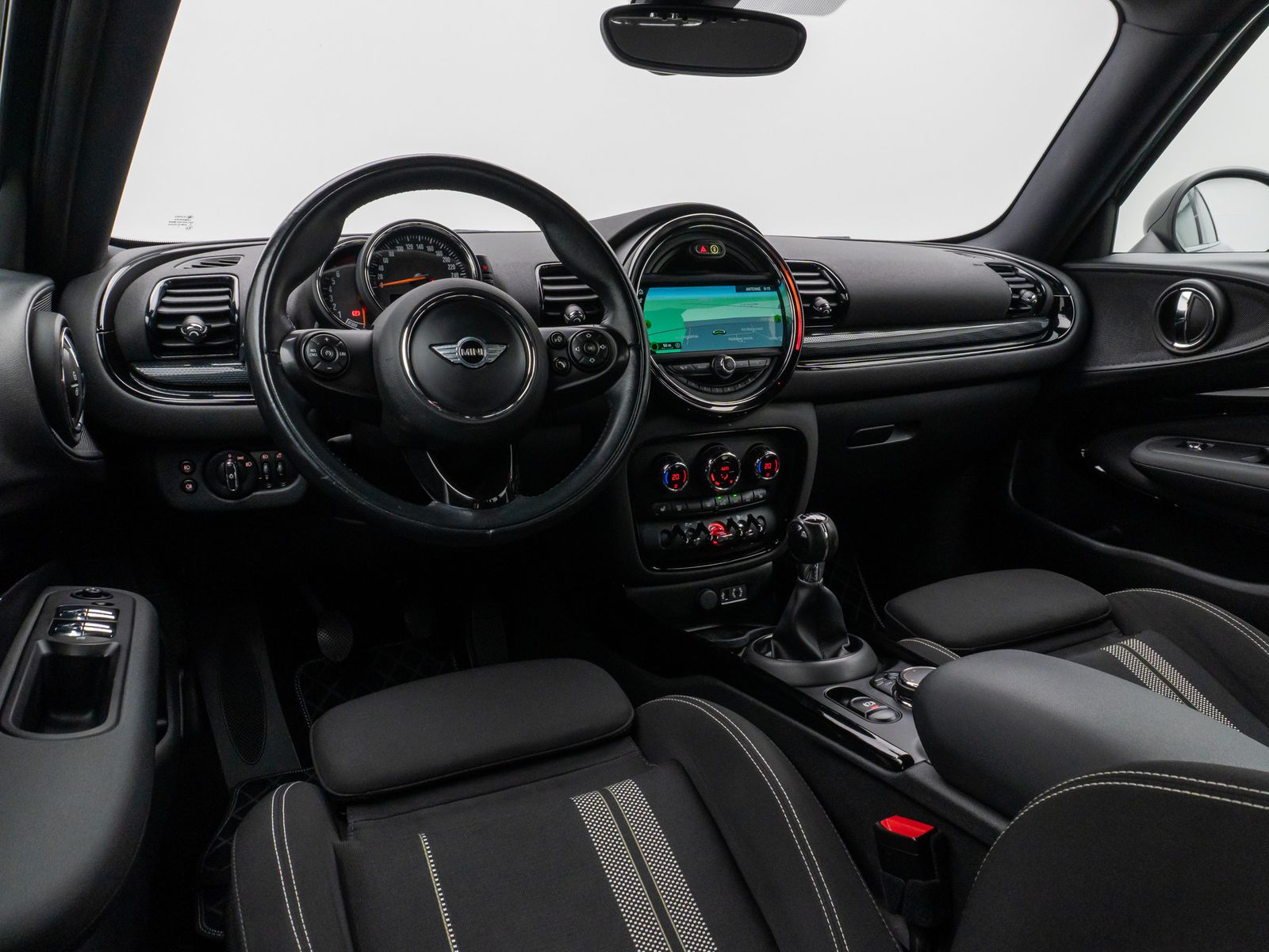 Fahrzeugabbildung MINI Cooper S Clubman Navi Sitzhz Tempomat 8Fach PDCh