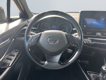Toyota C-HR - 12