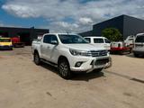 Toyota Hilux (Stock ID 46837) - weiße Toyota Hilux