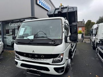 Bild 1 FUSO CANTER 7C18 HYVA 5t Abrollkipper Kiste