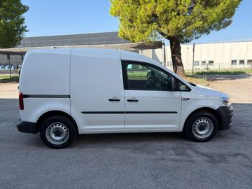 Volkswagen Caddy - 4