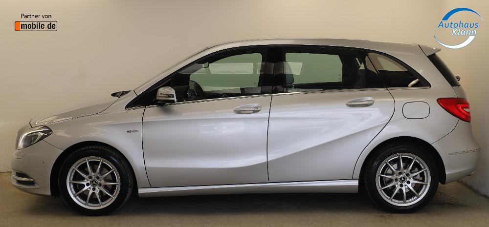 Mercedes-Benz B 200 156PS 7G Memory Leder RCAM AHK ACC