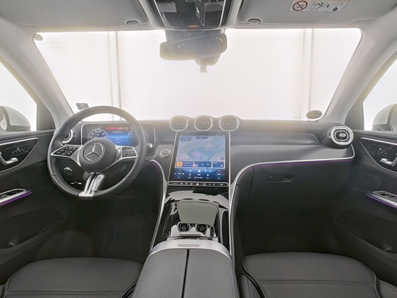 Fahrzeugabbildung Mercedes-Benz GLC 300 e 4M Coupé Avantgarde AHK+360°+Distronic