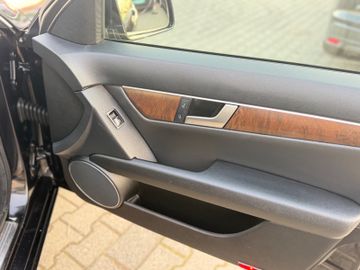 Mercedes C 180 - 10