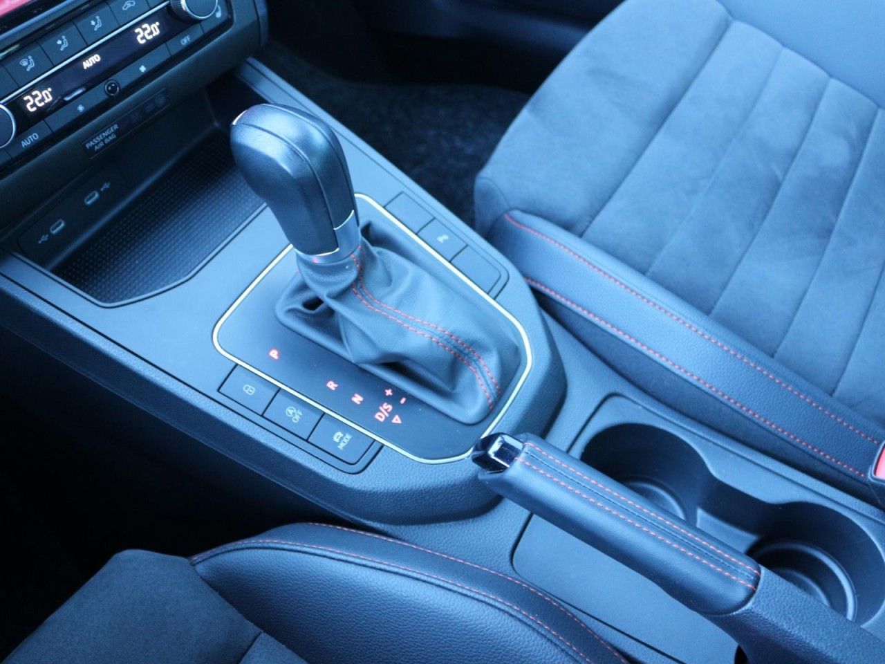 Fahrzeugabbildung SEAT Ibiza FR 1.0 TSI DSG